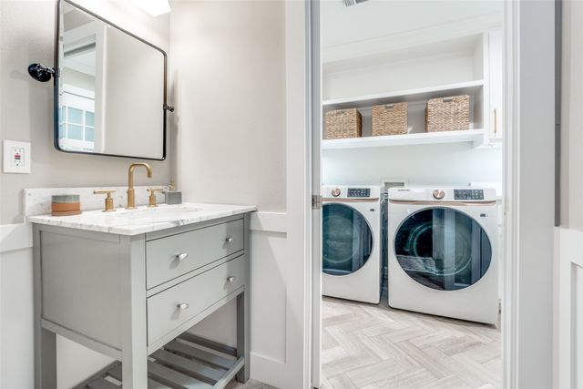 6717 Dalhart Lane, Dallas, TX 75214