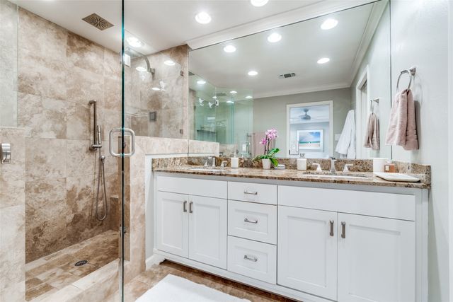 6717 Dalhart Lane, Dallas, TX 75214