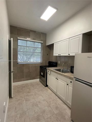 901 Pennsylvania Ave 7, Miami Beach, FL 33139