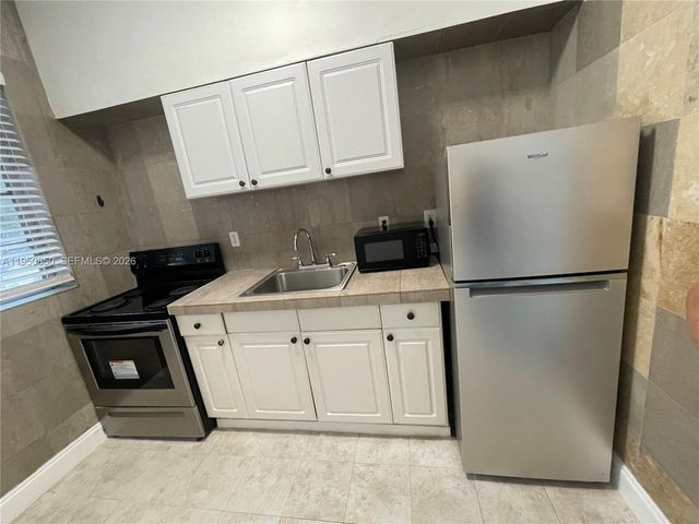 901 Pennsylvania Ave 7, Miami Beach, FL 33139