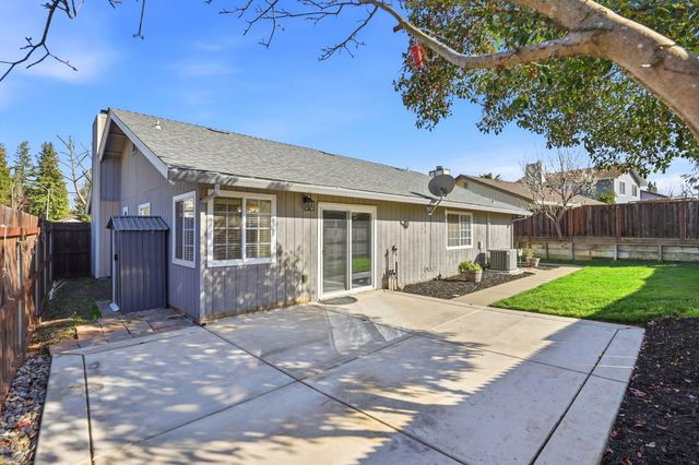 7433 Widener Way, Sacramento, CA 95842