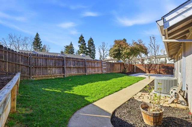 7433 Widener Way, Sacramento, CA 95842