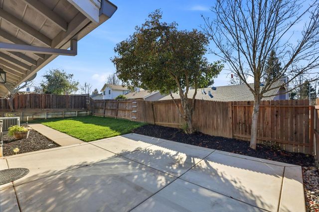 7433 Widener Way, Sacramento, CA 95842