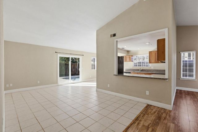 7433 Widener Way, Sacramento, CA 95842