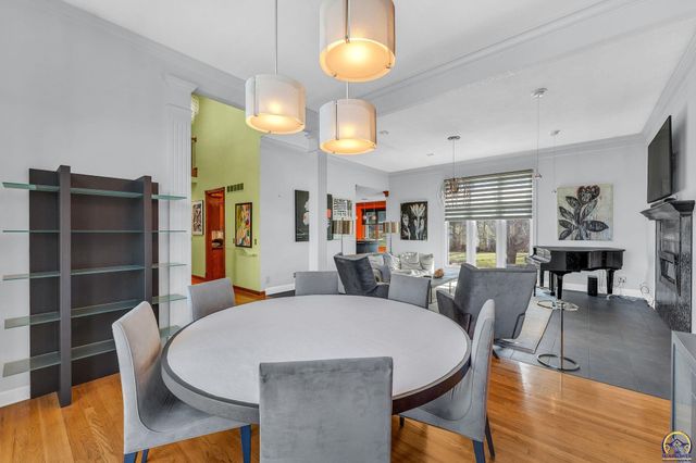 7433 SW Falcon ST, Topeka, KS 66610