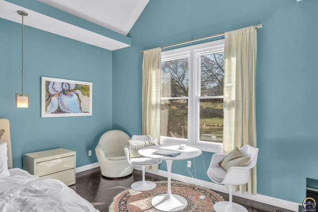 7433 SW Falcon ST, Topeka, KS 66610