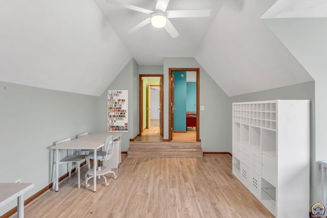 7433 SW Falcon ST, Topeka, KS 66610