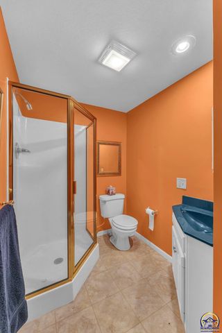 7433 SW Falcon ST, Topeka, KS 66610