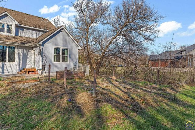 7433 SW Falcon ST, Topeka, KS 66610