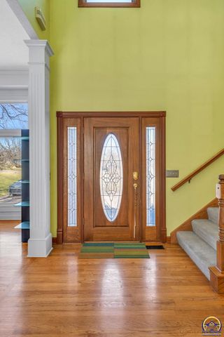 7433 SW Falcon ST, Topeka, KS 66610