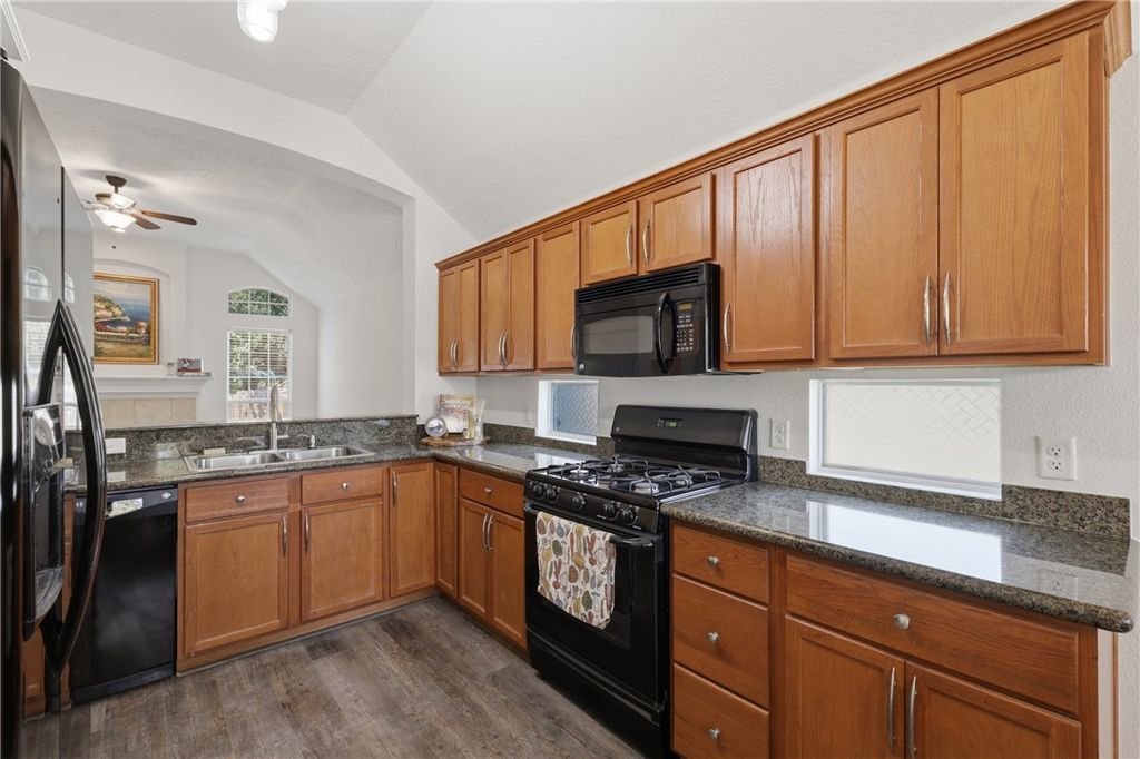 3907 Bridgeberry Court, College Station, TX 77845 — photo 5