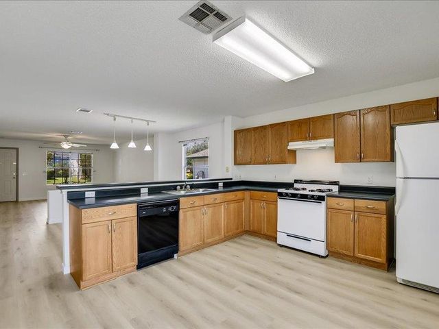 13827 Spring Heath RD, Pflugerville, TX 78660