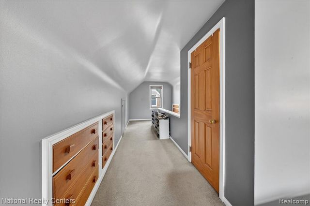 2436 N Vermont Avenue, Royal Oak, MI 48073