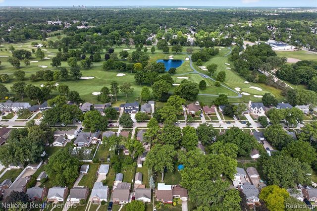2436 N Vermont Avenue, Royal Oak, MI 48073