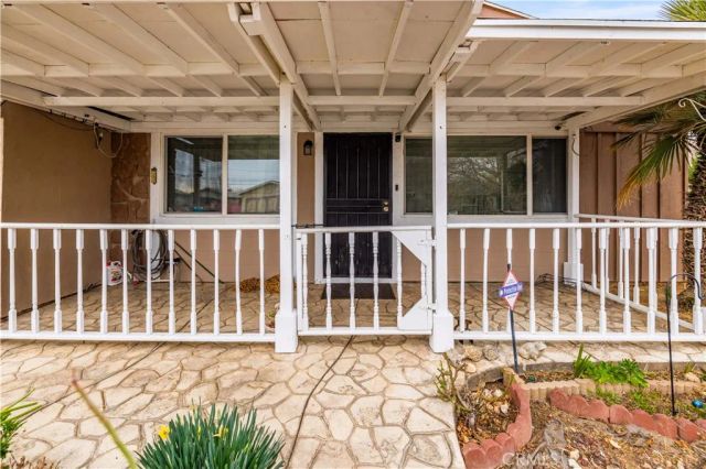 44213 Fenhold, Lancaster, CA 93535