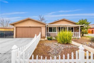 44213 Fenhold, Lancaster, CA 93535