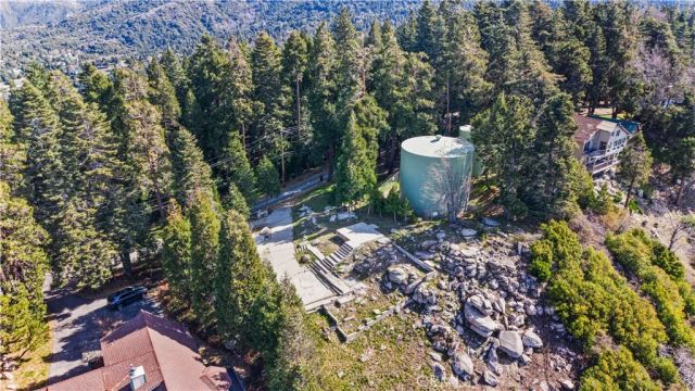24347 Great View, Crestline, CA 92325