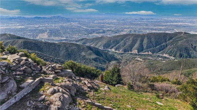 24347 Great View, Crestline, CA 92325