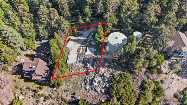 24347 Great View, Crestline, CA 92325