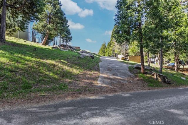 24347 Great View, Crestline, CA 92325