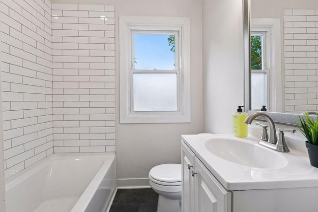 3243 Washburn Avenue N, Minneapolis, MN 55412