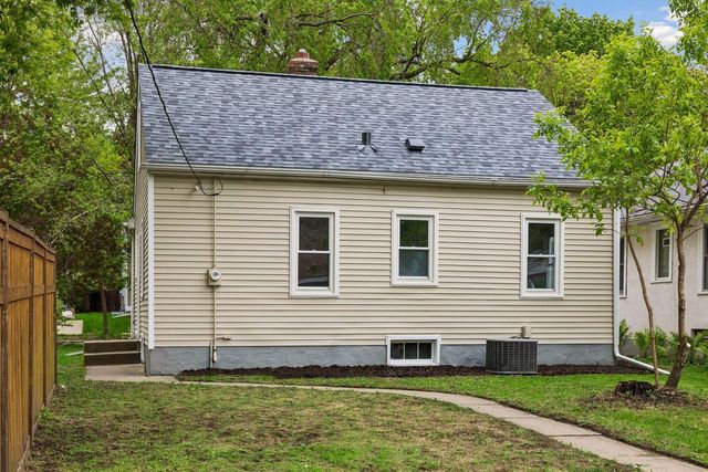 3243 Washburn Avenue N, Minneapolis, MN 55412