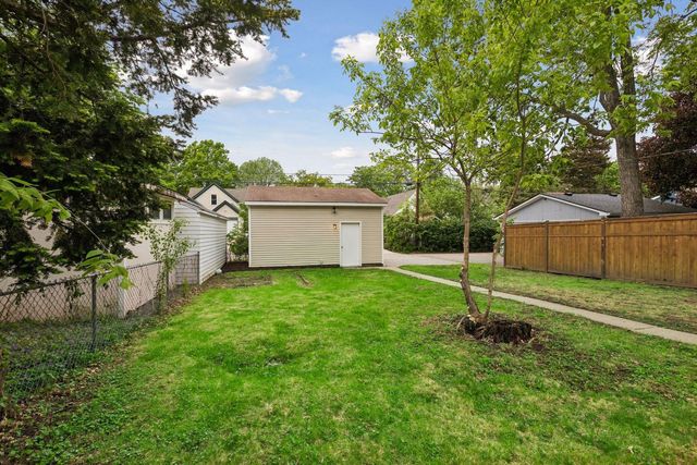 3243 Washburn Avenue N, Minneapolis, MN 55412