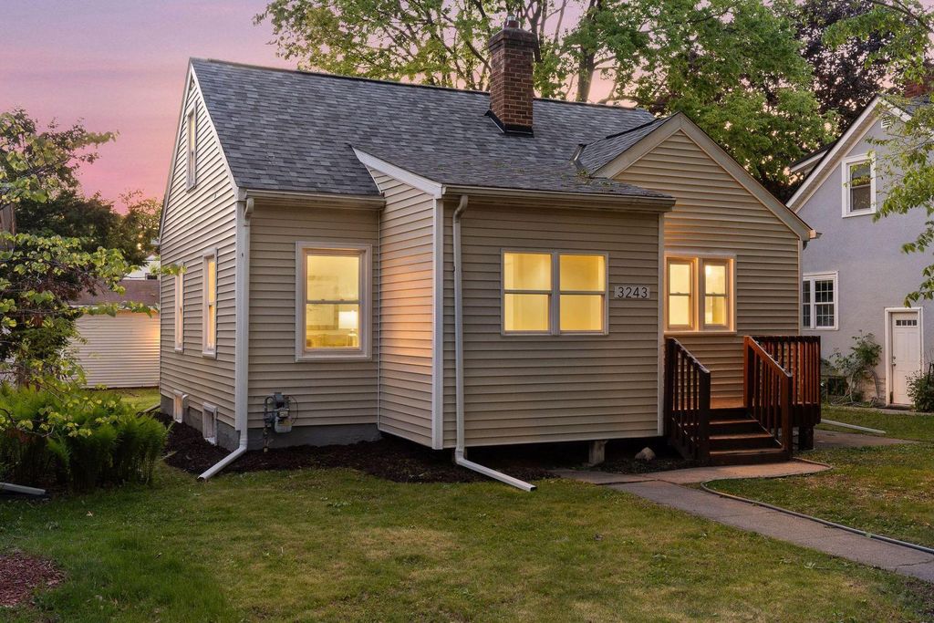 3243 Washburn Avenue N, Minneapolis, MN 55412
