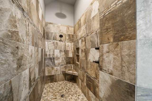352 Arlington Park Court, Hot Springs, AR 71901