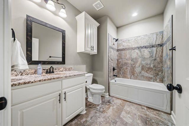 352 Arlington Park Court, Hot Springs, AR 71901