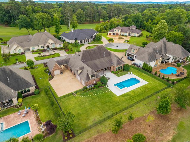 352 Arlington Park Court, Hot Springs, AR 71901