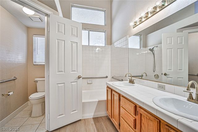 3923 Mountain Birch Street, Las Vegas, NV 89147