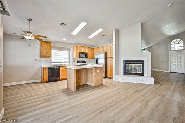 3923 Mountain Birch Street, Las Vegas, NV 89147