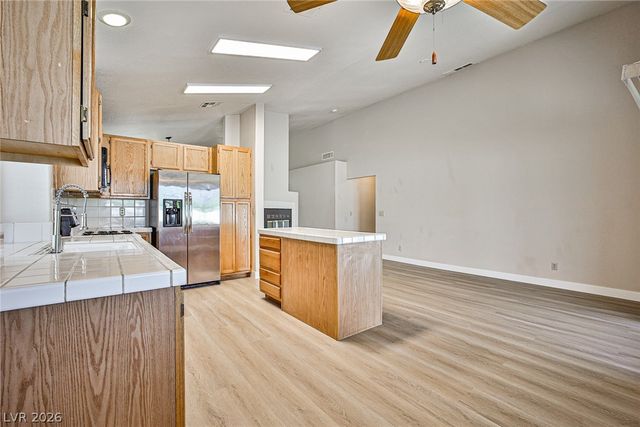 3923 Mountain Birch Street, Las Vegas, NV 89147