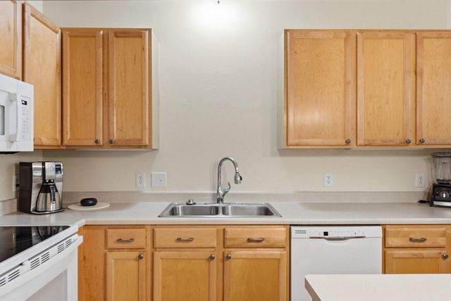 111302 Village Road 2, Chaska, MN 55318