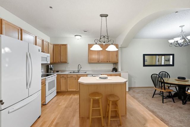 111302 Village Road 2, Chaska, MN 55318