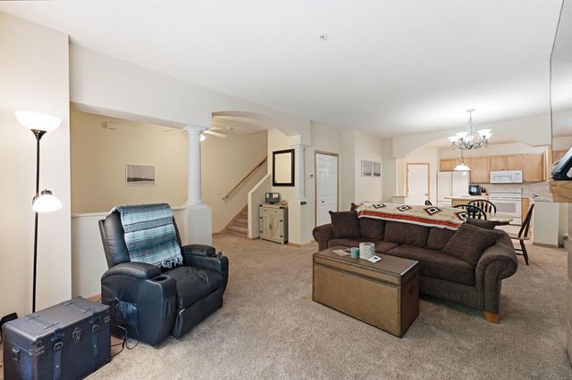 111302 Village Road 2, Chaska, MN 55318