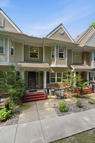 111302 Village Road 2, Chaska, MN 55318