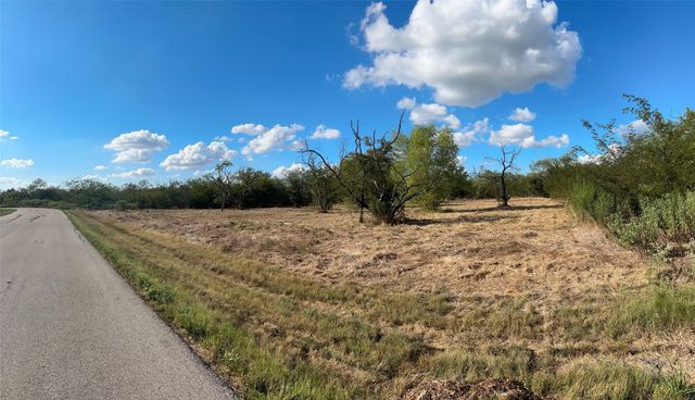 8073 Big Water Lane, Kemp, TX 75143