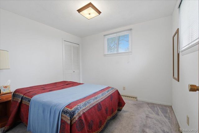 2811 Orange Grove Road, Waterford Charter Township, MI 48329