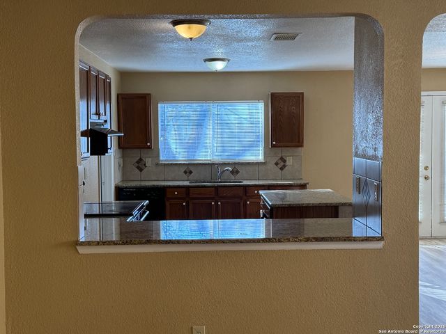 7315 Northallerton, Converse, TX 78109