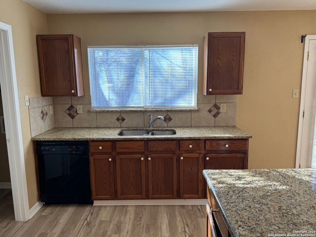 7315 Northallerton, Converse, TX 78109