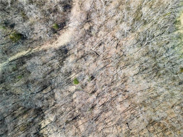 19209 Santa Fe Trail, Leavenworth, KS 66048