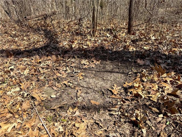 19209 Santa Fe Trail, Leavenworth, KS 66048