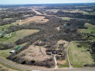 19209 Santa Fe Trail, Leavenworth, KS 66048