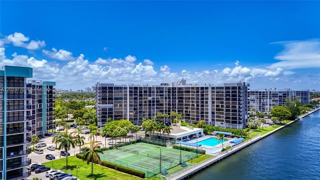 600 SW Parkview Dr 505, Hallandale Beach, FL 33009
