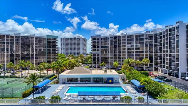 600 SW Parkview Dr 505, Hallandale Beach, FL 33009