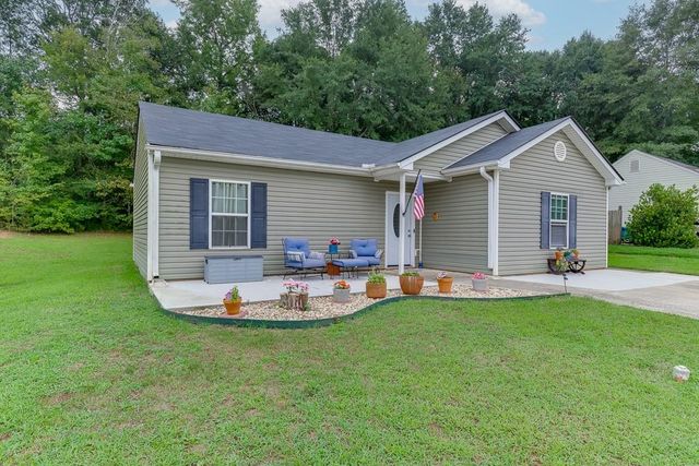 31 Coles Court Drive, Commerce, GA 30529