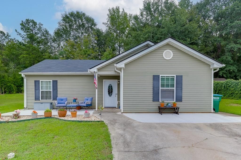 31 Coles Court Drive, Commerce, GA 30529