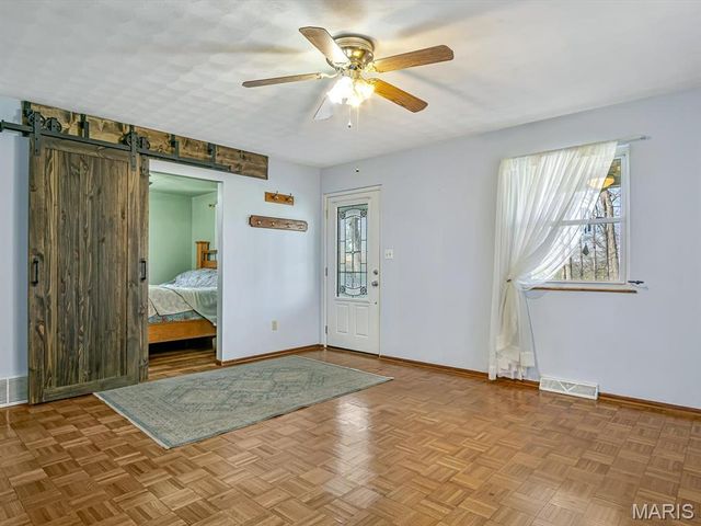 4914 State Route 127 Route, Nashville, IL 62263